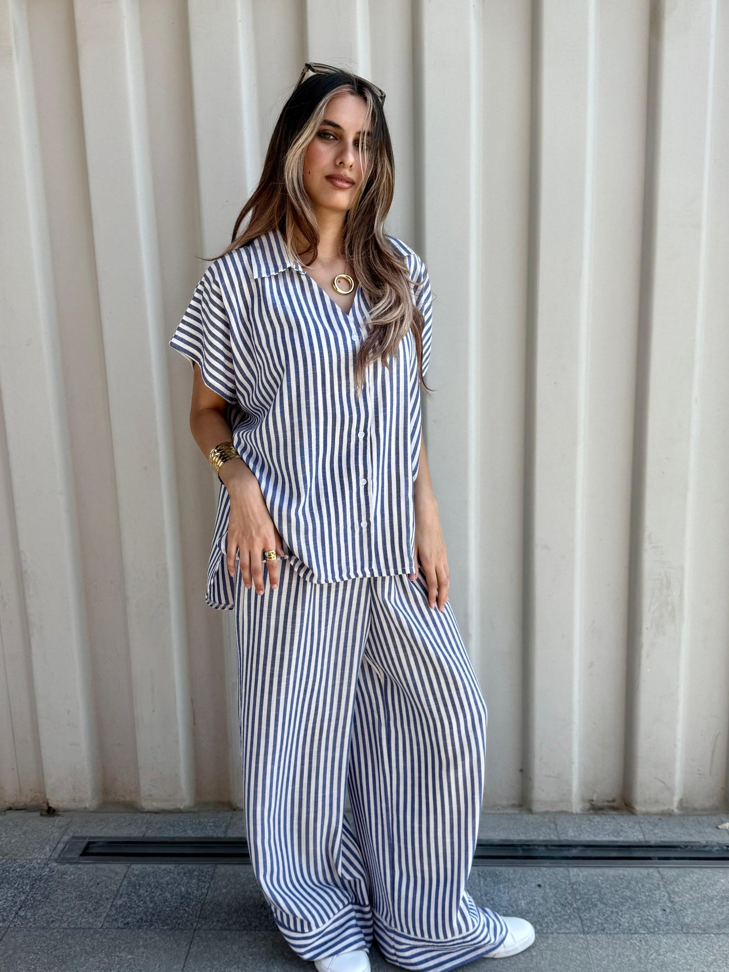 half-sleeves set in blue