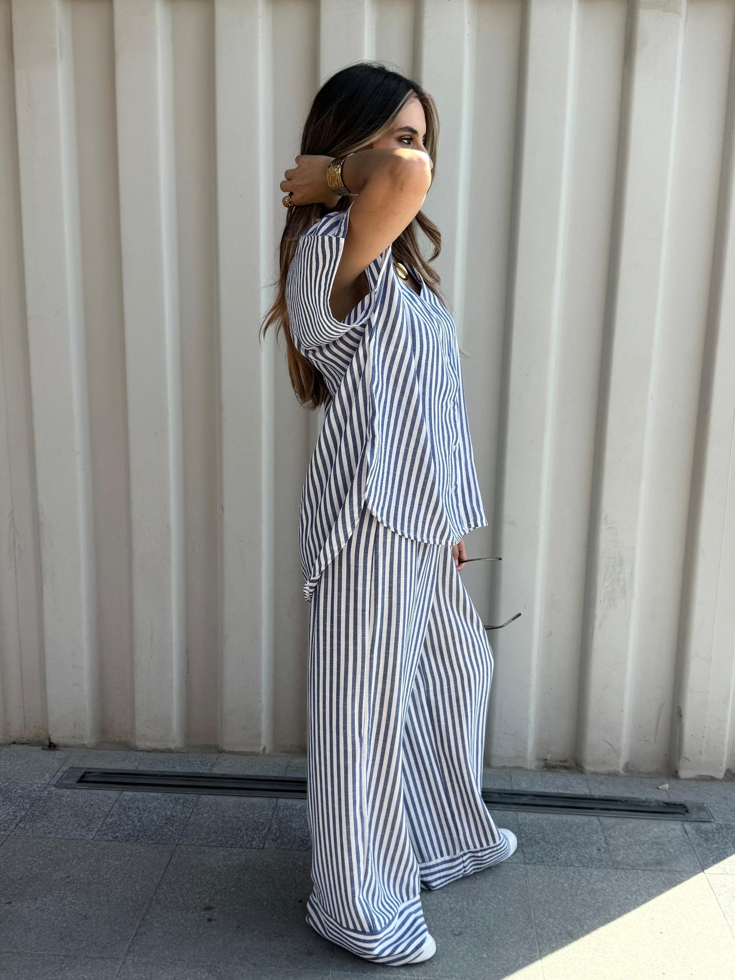 half-sleeves set in blue