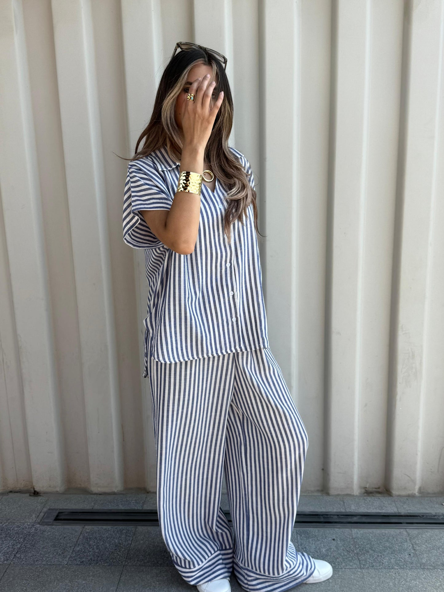 half-sleeves set in blue