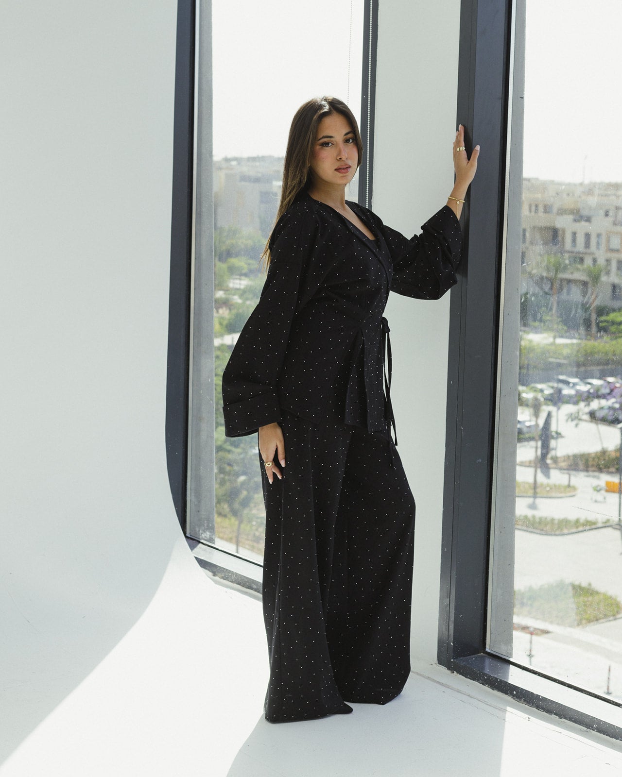 Bling Wrapped Linen Set In Black