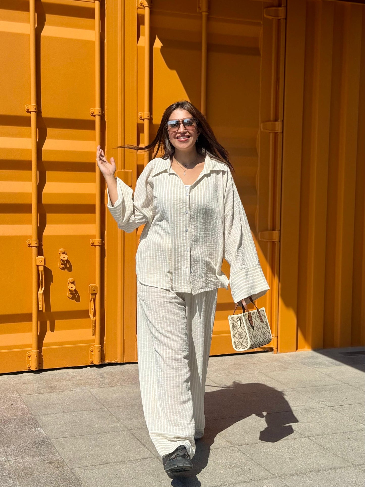 Striped Linen  Over-Size set in Beige